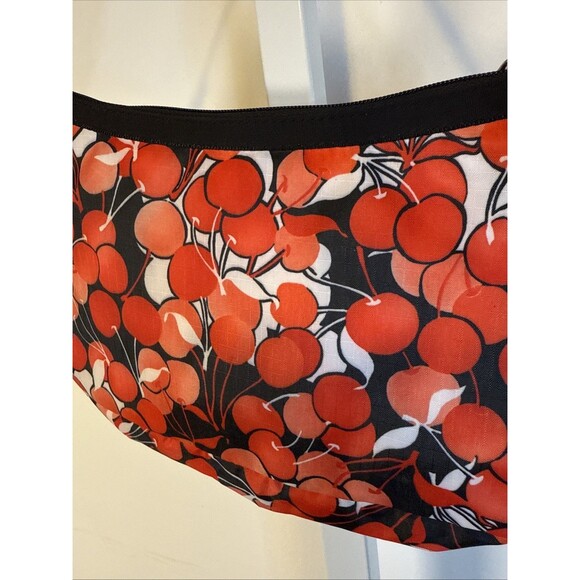 NEW LeSportsac Small Everyday Bag Cherries Print Y2K Style Zip Close - Picture 2 of 4